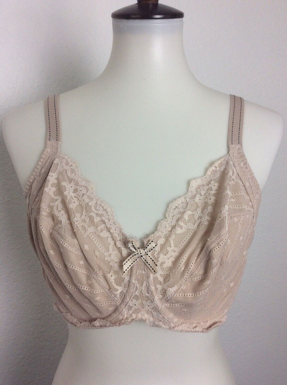Chantelle Bra Riva Gauche Lace Stripe Scalloped Mesh Romantic Lingerie